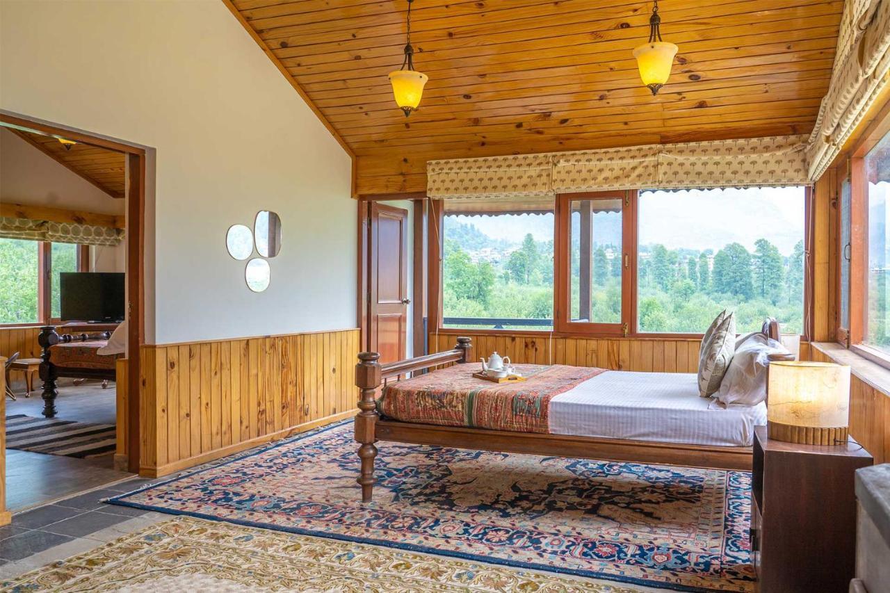 Stayvista At The Waterwillow With Valley View Manali  Exterior photo