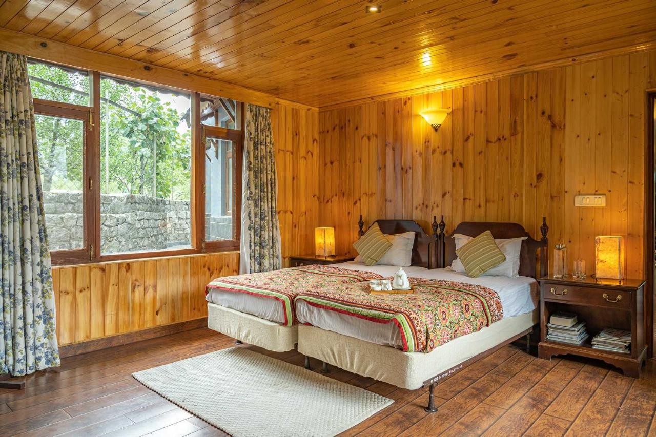 Stayvista At The Waterwillow With Valley View Manali  Exterior photo