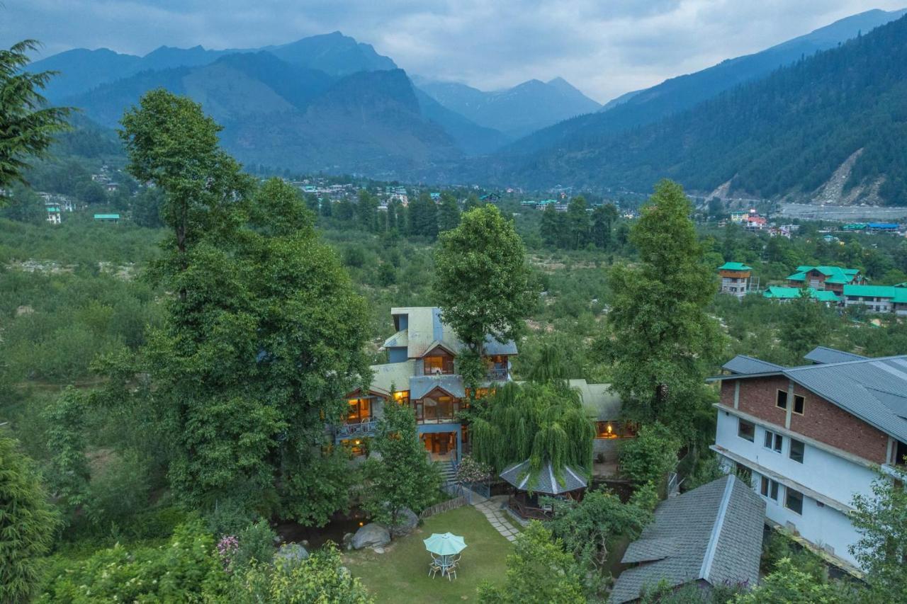 Stayvista At The Waterwillow With Valley View Manali  Exterior photo